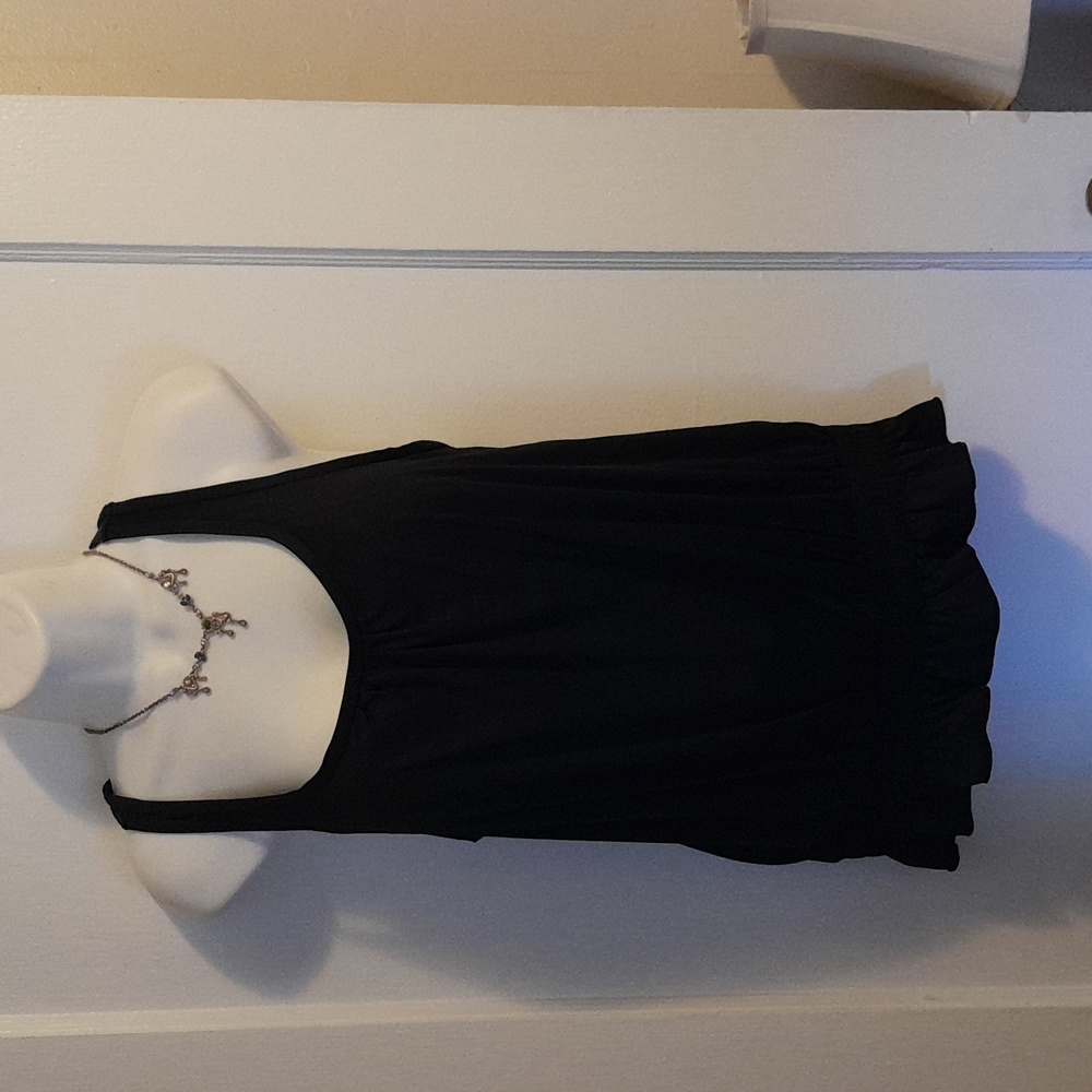 NWOT Venus black racerback  tankini bathingsuit top size 10.
